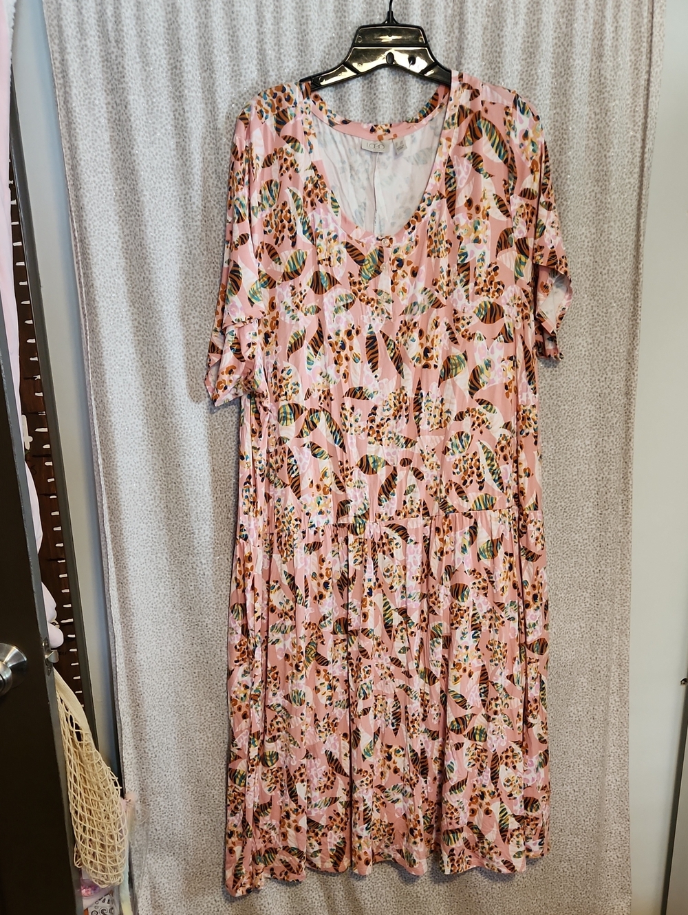 LOGO by Lori Goldstein Pink Tropical & Leopard-Print Midi Dress